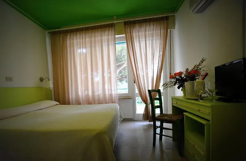 Hotel Monna Lisa Procchio  Italien